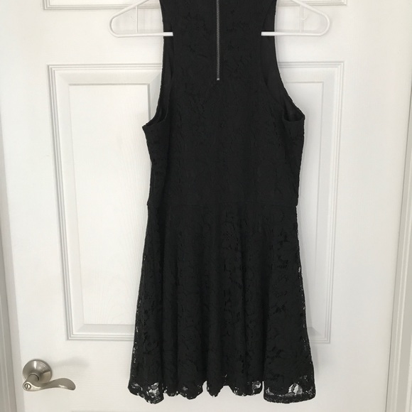 NWT Darling Mock Neck Lace Dress - Picture 2 of 4